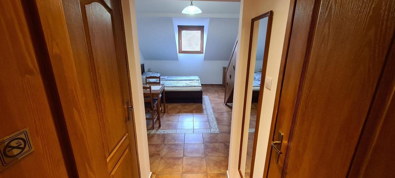 Gyulai Fuerdoe Apartman Exterior foto