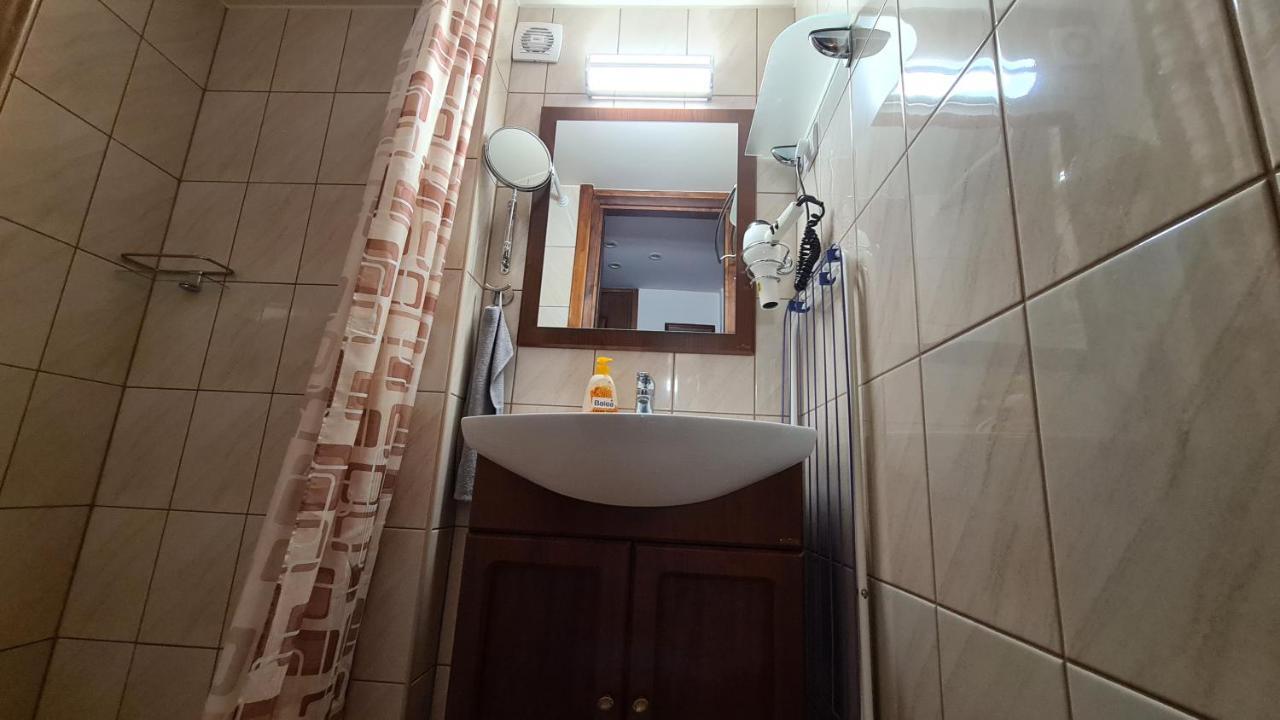 Gyulai Fuerdoe Apartman Exterior foto